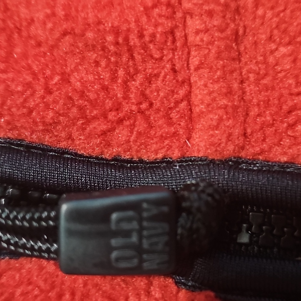 MEDIUM RED OLD NAVY VEST - Picture 5 of 6